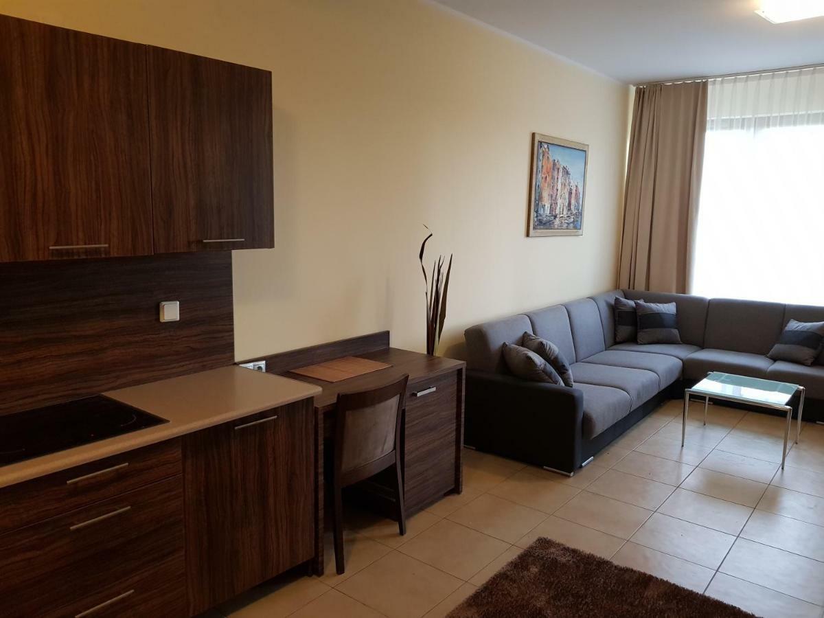 Apartament W Olimpic Park Apartment Kolobrzeg Bagian luar foto