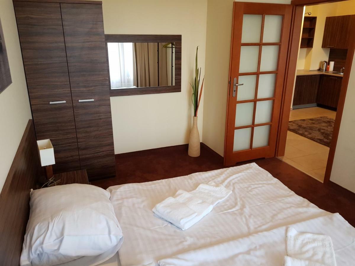 Apartament W Olimpic Park Apartment Kolobrzeg Bagian luar foto